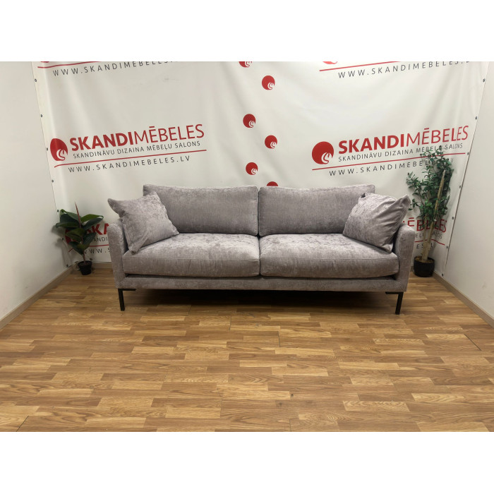 Sofa DOMUS (2,5 sėdimų vietų)(Ekspozicija) Sofa DOMUS (2,5 sėdimų vietų)(Ekspozicija)